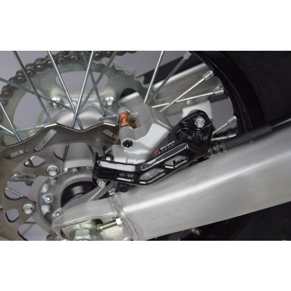 scar carbon hátsó féknyereg védő