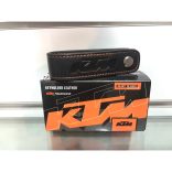 KTM BŐR KULCSTARTÓ