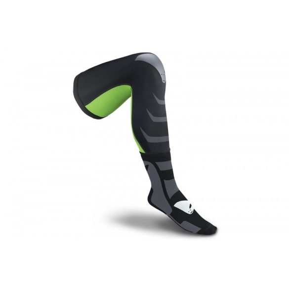 Ufo térdgépzokni, két féle méretben