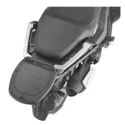   KAPPA KÖZPONTI DOBOZTARTÓ KONZOL SYM ADX 125 '24-'25 ( PLATNI NÉLKÜL )