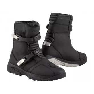 Kore adventure motoros rövid szárú csizma fekete szinben