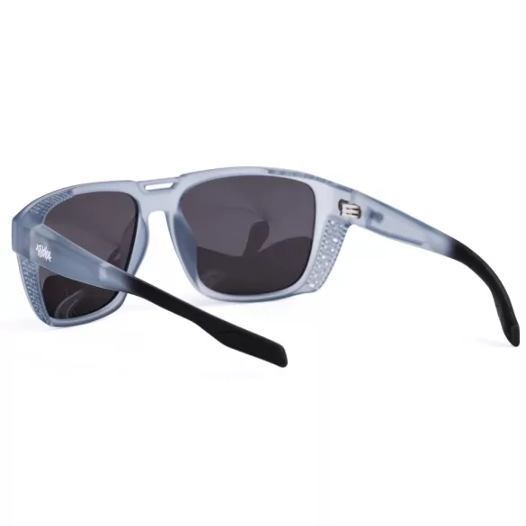 Pitcha RIOT ice blue/black napszemüveg