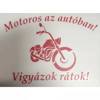Motoros az autóban, piros, chopper