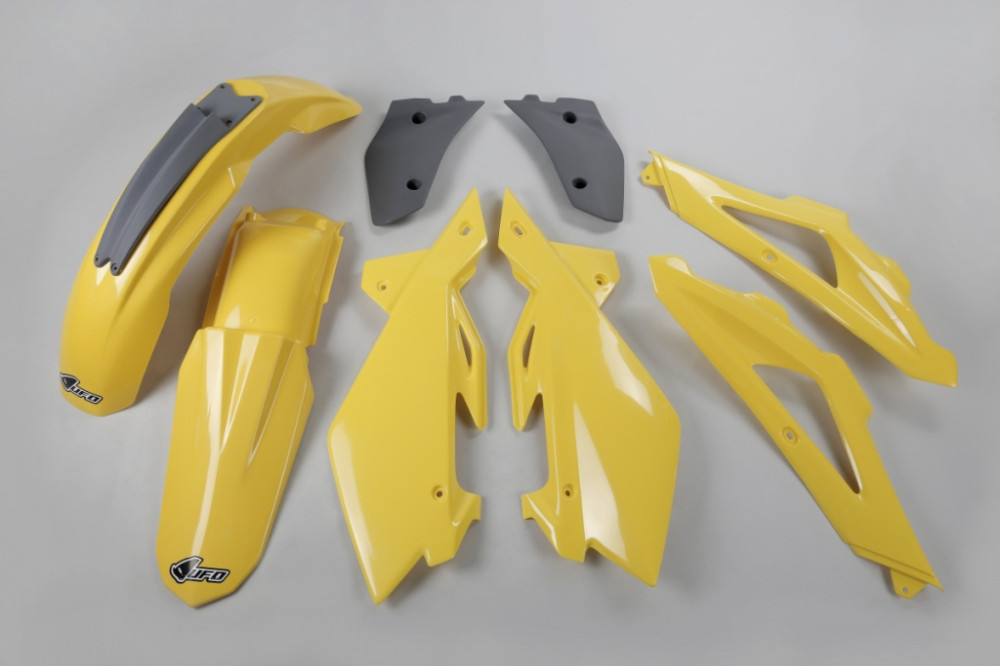 Image of UFO komplett idomszett - HUSQVARNA CR 125/250 2T 2006-2008